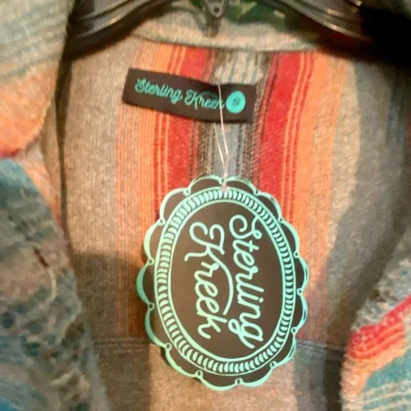 Sterling Kreek Soft Comfy Aztec/Western Style Wool Shacket Size Small NWT - Picture 4 of 8